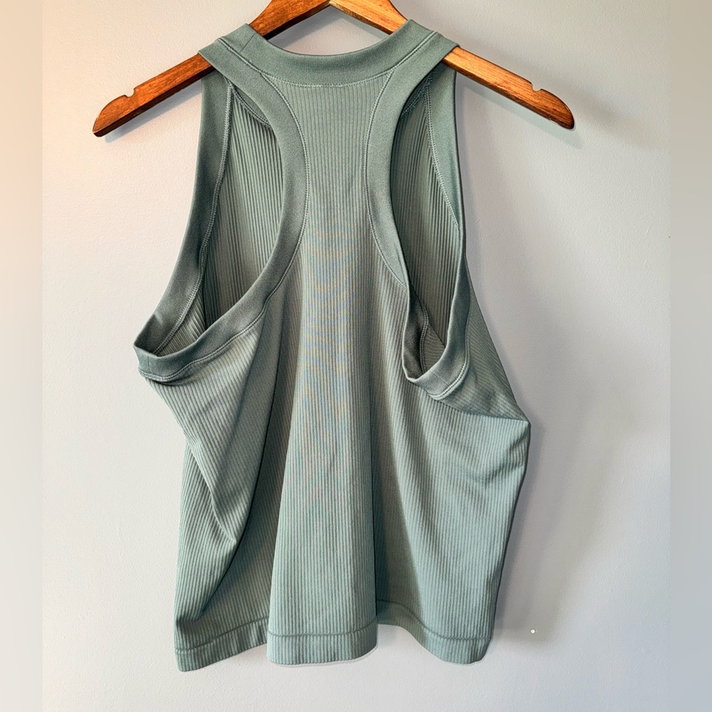 *3* Athleta Renew Seamless Racerback Tank Bundle - Picture 8 of 12